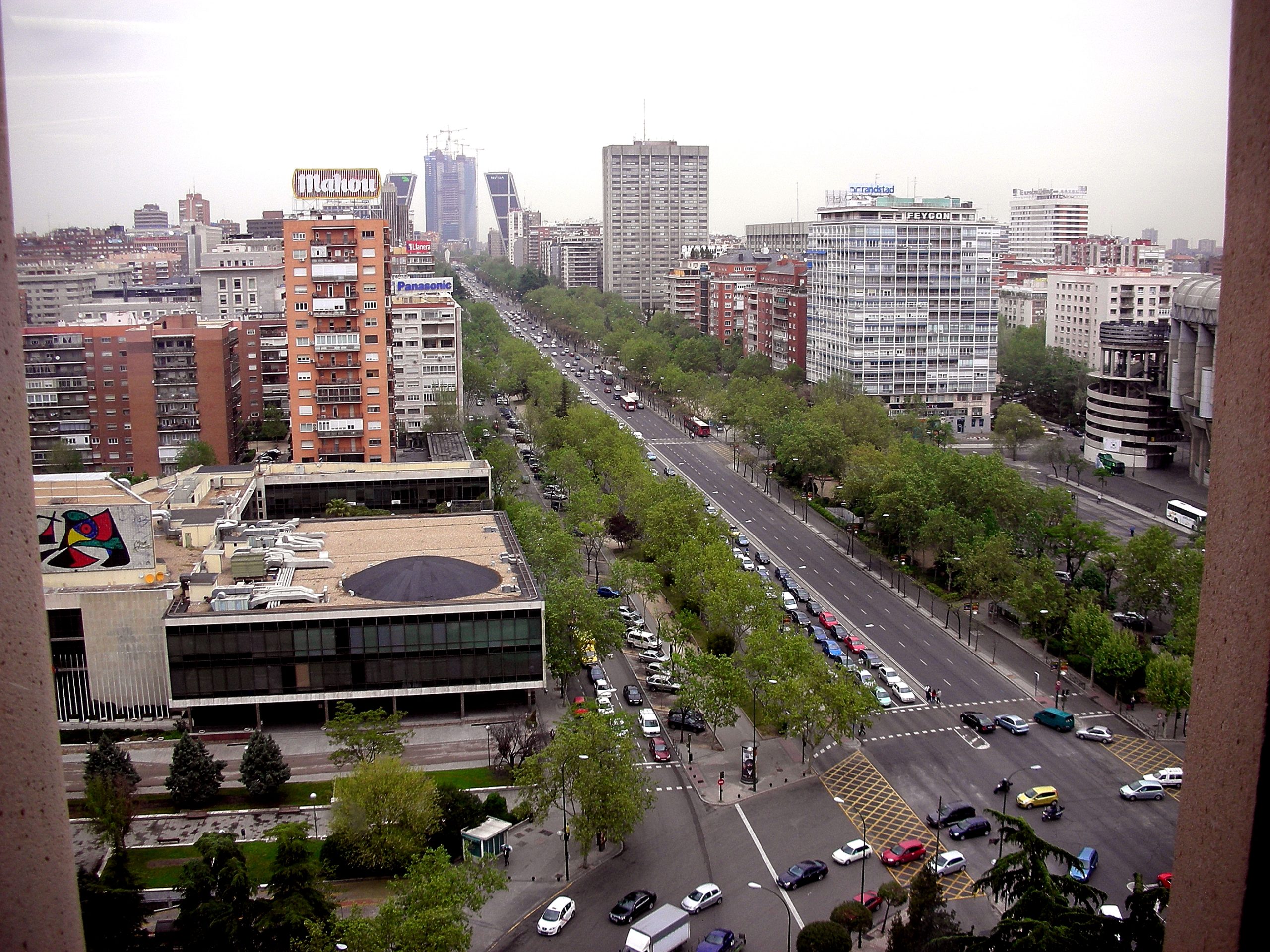 Qué obras de teatro famosas se han realizado en La Castellana 1 castellana scaled